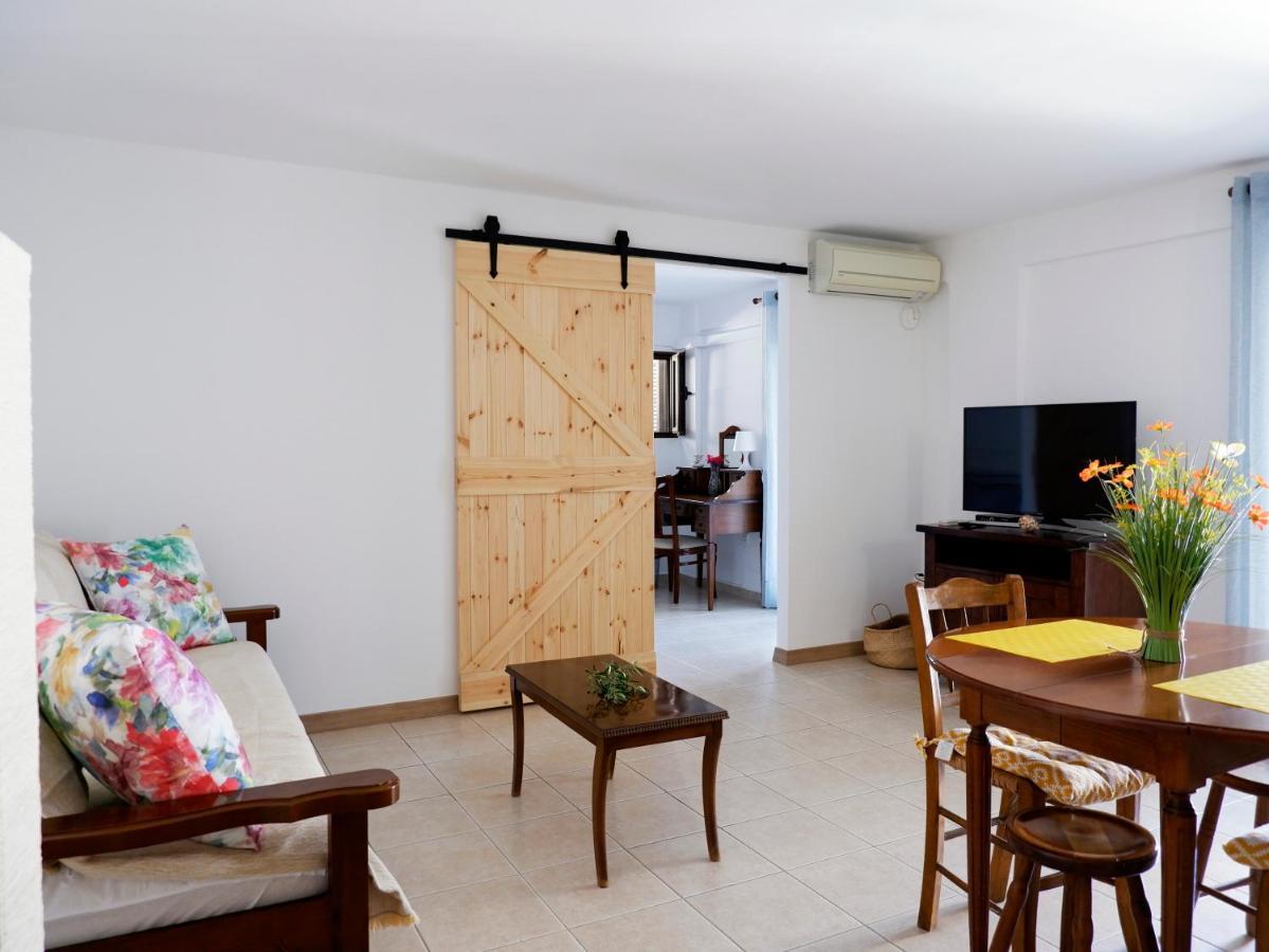 Mani Home Neo Oitilo Exterior photo